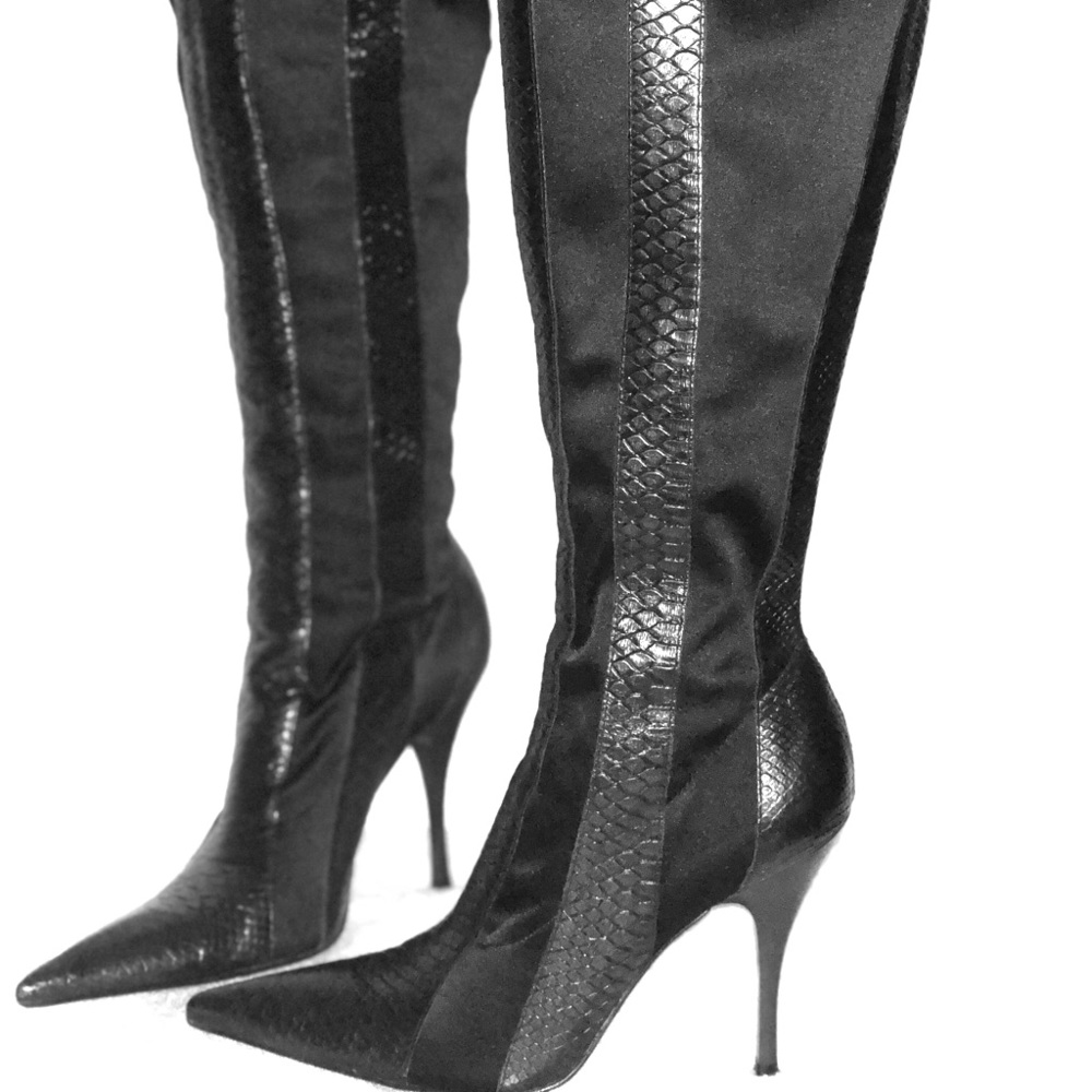 Women’s tall boot